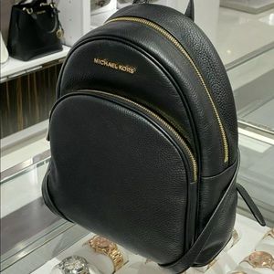 mk abbey medium backpack